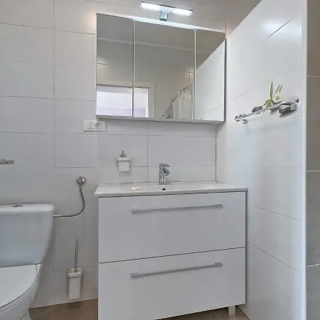 بيت للعطل Holiday Triton Mali Turini